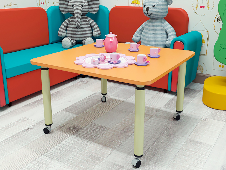 Детские столы для садиков и дошкольных заведений